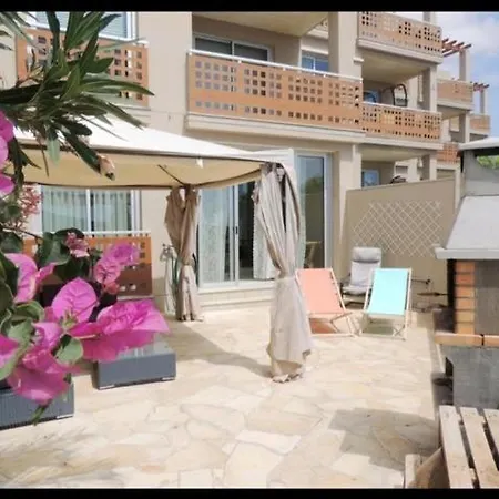 Daire Medano Tejita Sunny Garden +bbq+parking+pool *